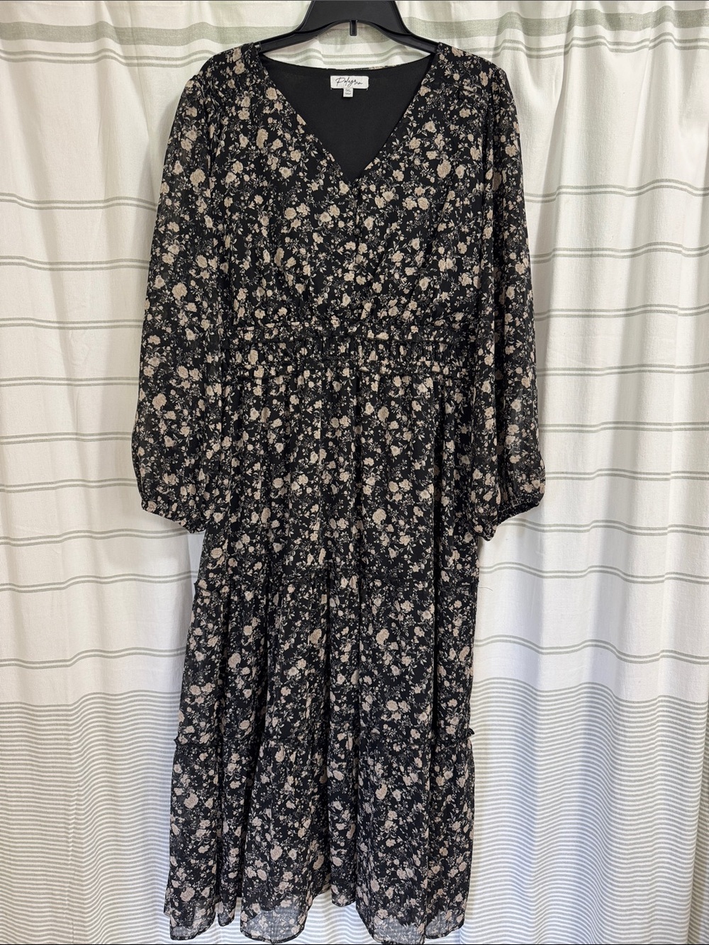 Polagram Black and Cream Floral V-Neck Maxi Dress